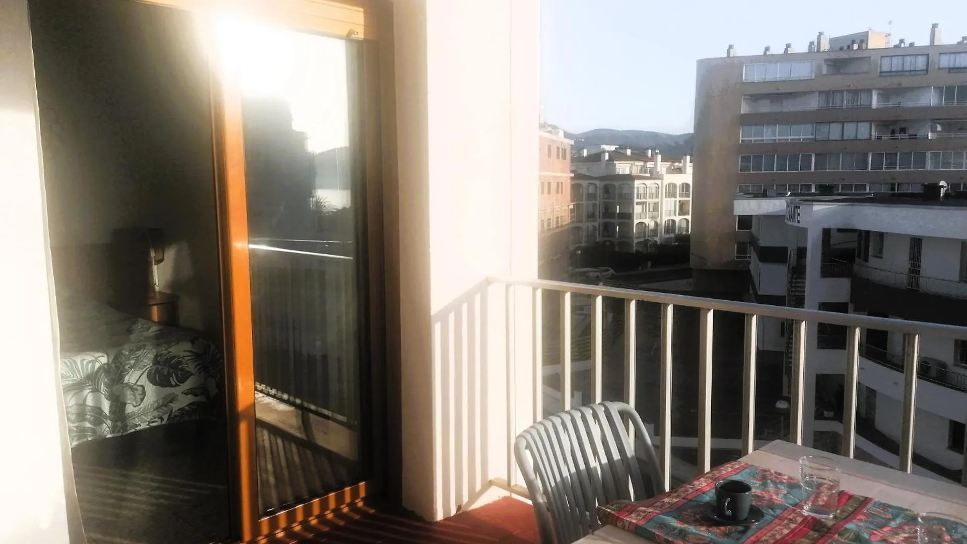 Apartamento Con Vistas, 2ª Linea De Playa, Climatizacion, Wifi, Terraza Y Parking, En Santa Margarita - Es-258-121 Roses 0*,  İspanya