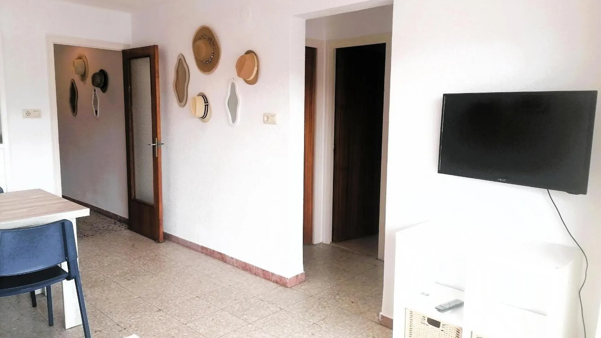 Apartamento Con Vistas, 2ª Linea De Playa, Climatizacion, Wifi, Terraza Y Parking, En Santa Margarita - Es-258-121 Roses